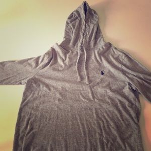 I’m selling a American eagle hoodie.